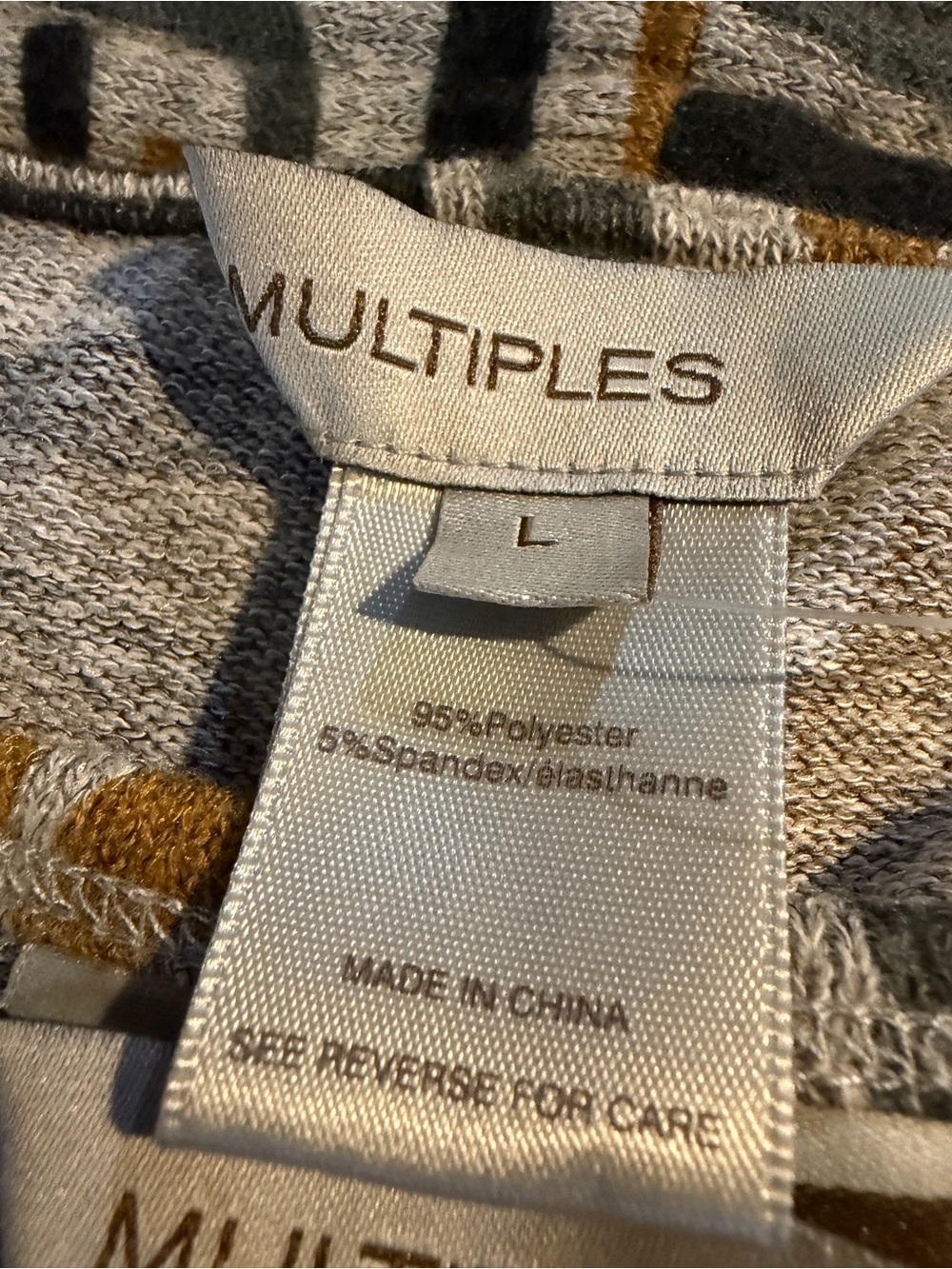 Multiples Geometric Print Cardigan & Built-In Tank Top Size L - Picture 8 of 8